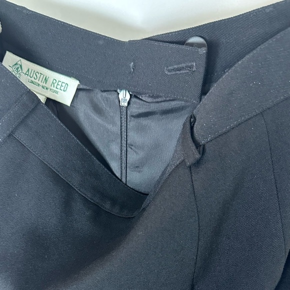 🅽🅴🆆 Vintage Austin Reed Lisa maxi black 100% wool skirt with back pocket, 8 - Picture 6 of 17